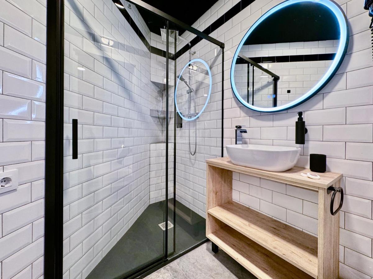 Ferienwohnung Charming Madrid Principe Pio Exterior foto