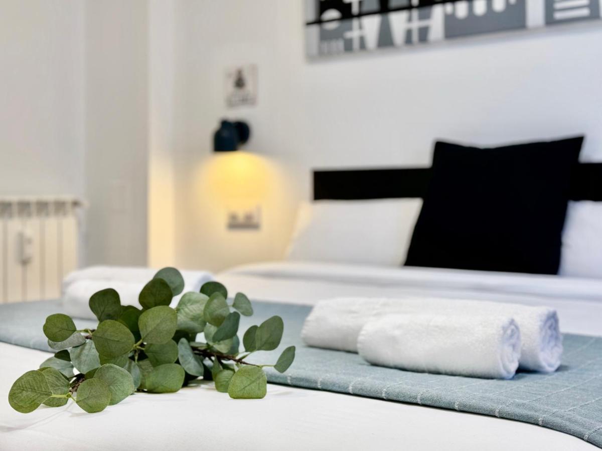 Ferienwohnung Charming Madrid Principe Pio Exterior foto